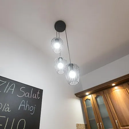 Cozy With Terrace Apartment Budapest