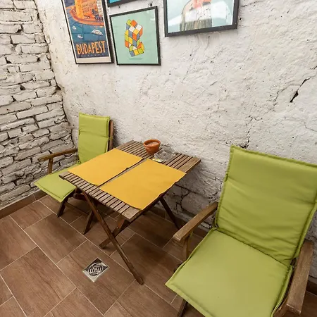 Cozy With Terrace Budapest