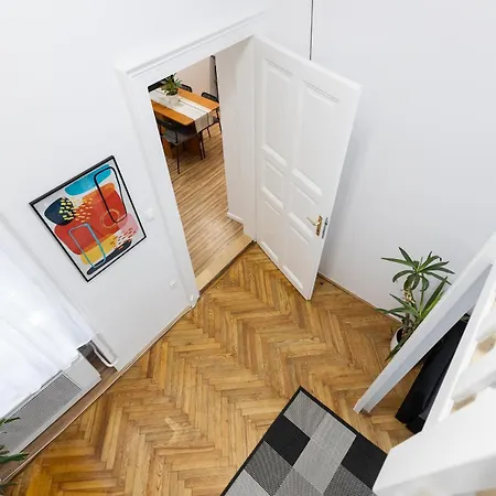Cozy With Terrace * Budapest